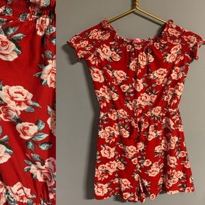 Adorable red romper with pink rose print 🌹 NEW without tag